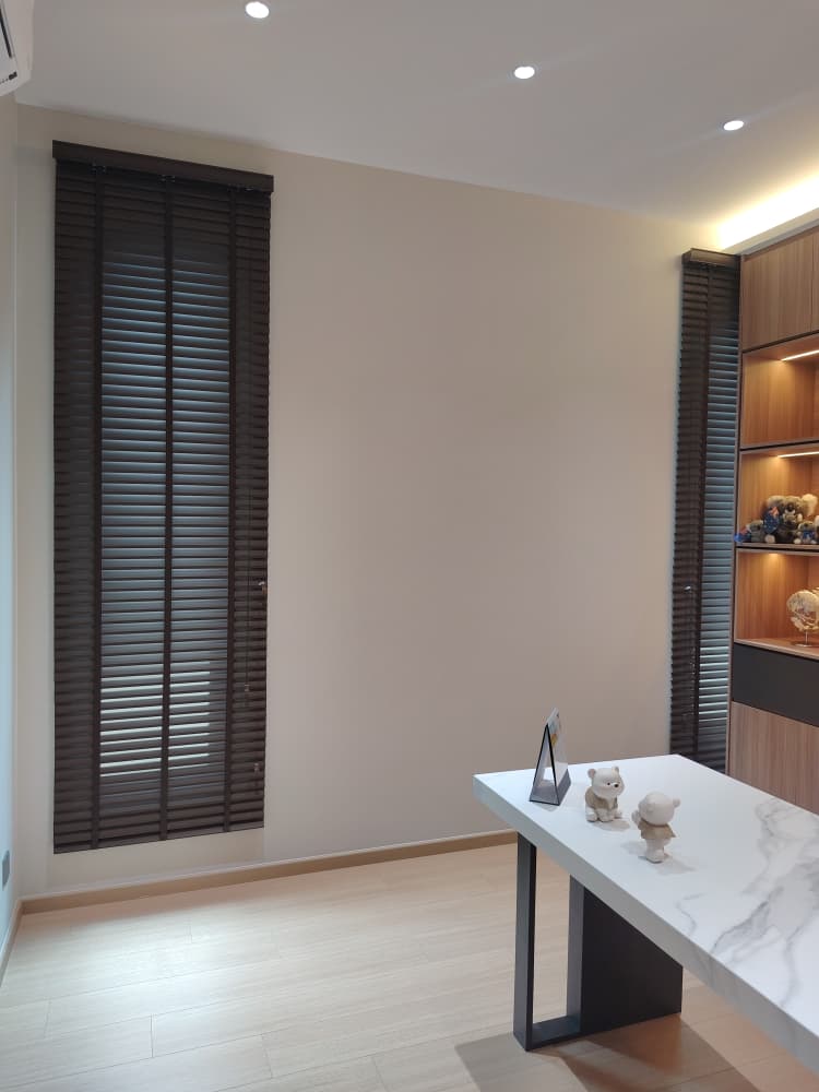 TIMBER PS BLINDS & LANTEX BLIND
